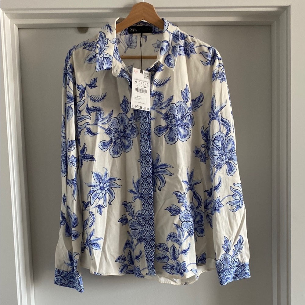 Zara Blue and White Button Down Shirt